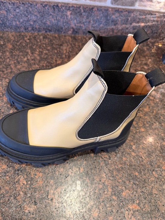 Ganni Shoes - Ganni Two-Tone Black and Cream Chelsea Ankle Boots